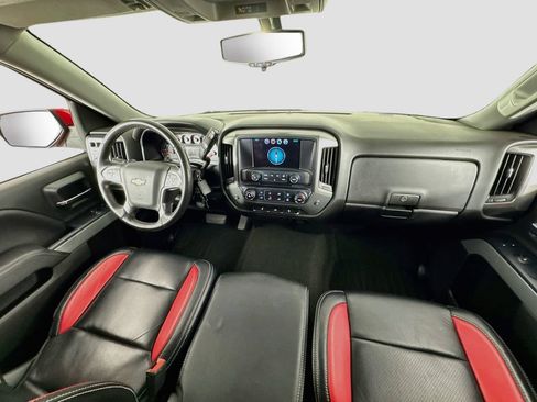 Used 2018 Chevrolet Silverado 1500 LT w/ LT Convenience Package AWD/4WD image 13