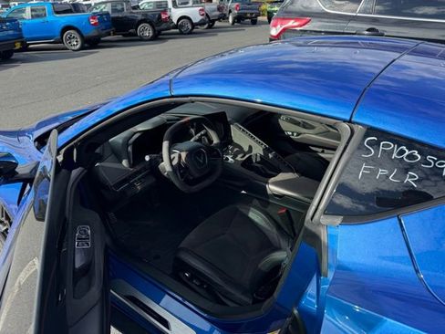 Used 2023 Chevrolet Corvette Stingray Premium Cpe w/ Z51 Performance Package image 8