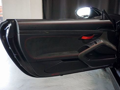 Used 2022 Porsche 718 Boxster Spyder RWD image 20