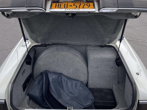 Used 1994 Jaguar XJS 4.0 Convertible RWD image 16