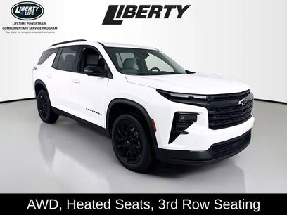 Used 2025 Chevrolet Traverse LT w/ Midnight/Sport Edition