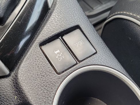 Used 2016 Toyota Corolla S FWD image 29