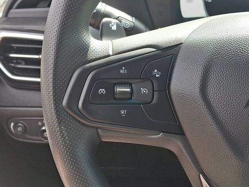 Used 2023 Chevrolet Bolt LT w/ Driver Confidence Package FWD image 24