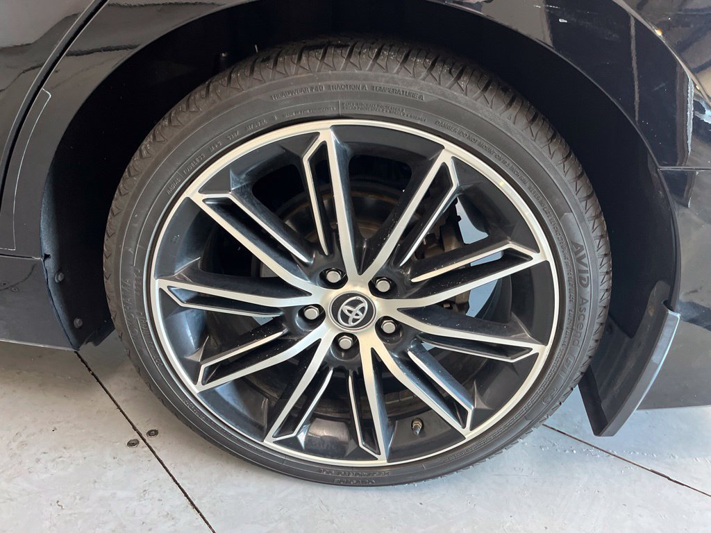 Used 2019 Toyota Avalon XSE w/ All Weather Liner Package FWD image 15