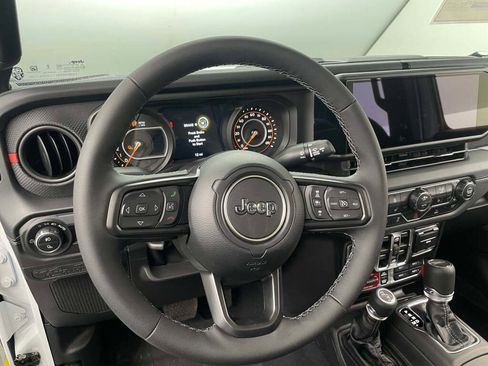 New 2026 Jeep Gladiator Rubicon image 24