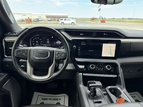 Used 2024 GMC Sierra 1500 Denali AWD/4WD image 11