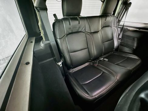 Certified 2025 Jeep Wrangler Sport AWD/4WD image 37