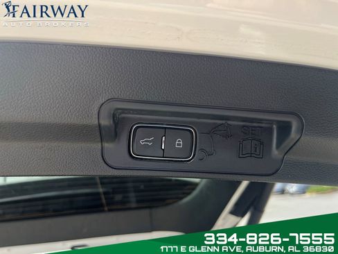 Used 2023 Ford Explorer XLT w/ Equipment Group 202A image 29