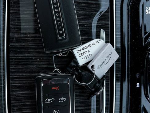 Used 2022 Jeep Wagoneer Series III w/ Premium Group I image 28