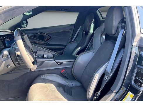 Used 2024 Chevrolet Corvette Z06 RWD image 26