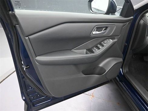 New 2026 Nissan Rogue SV image 26