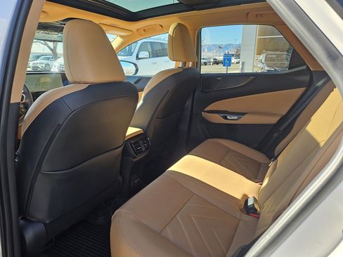 Used 2025 Lexus NX 350 AWD w/ Luxury Package image 16