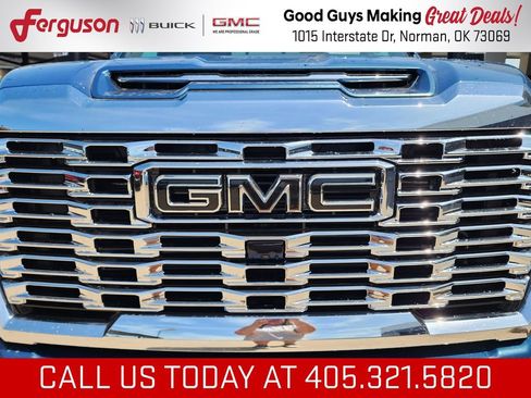 New 2026 GMC Sierra 2500 Denali w/ Denali Reserve Package AWD/4WD image 9