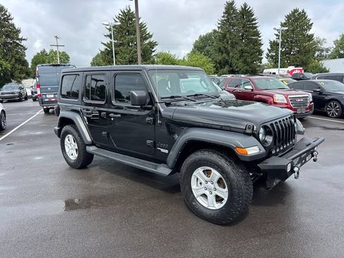 Used 2021 Jeep Wrangler Unlimited Sport AWD/4WD image 2