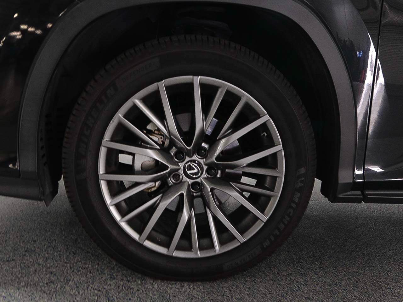 Used 2020 Lexus RX 350 F Sport w/ Accessory Package AWD/4WD image 5