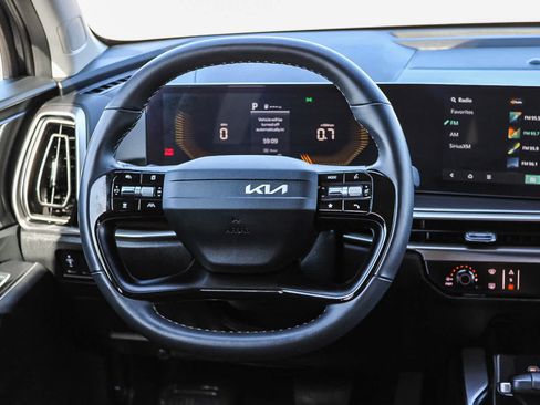 Used 2026 Kia Sorento LX FWD image 14