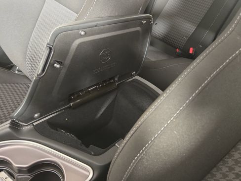 Used 2022 Dodge Challenger R/T Scat Pack w/ Shaker Package image 26