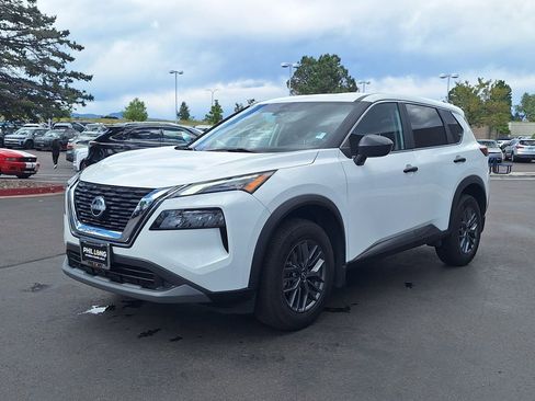 Used 2023 Nissan Rogue S image 7