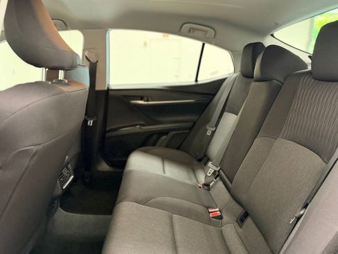 Used 2025 Toyota Camry LE FWD image 22