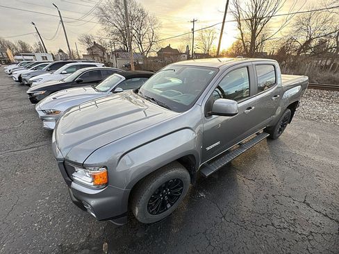 Used 2022 GMC Canyon Elevation w/ Trailering Package image 9