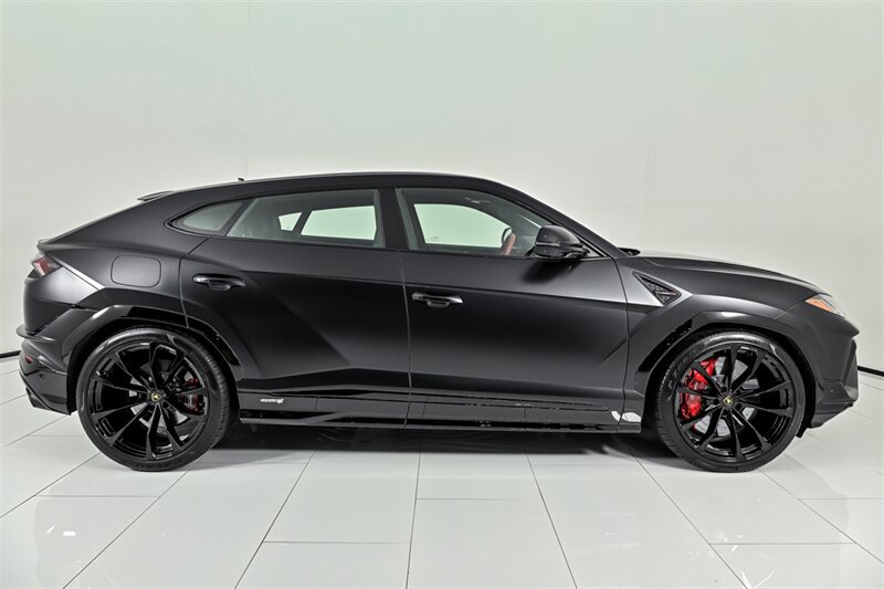 Used 2023 Lamborghini Urus S AWD/4WD image 18