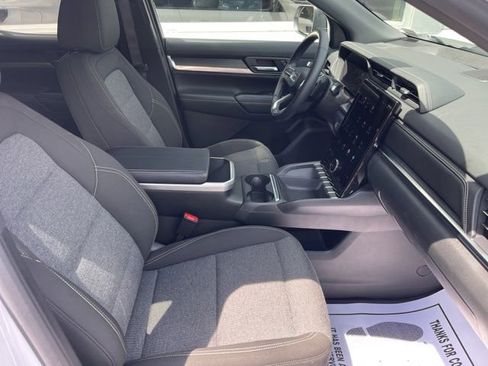 Used 2025 GMC Terrain Elevation AWD/4WD image 8