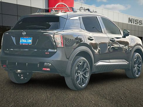 New 2026 Nissan Kicks SR w/ Illumination Package image 3