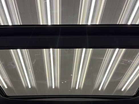 Used 2025 Ford F450 Platinum w/ Camper Package image 46