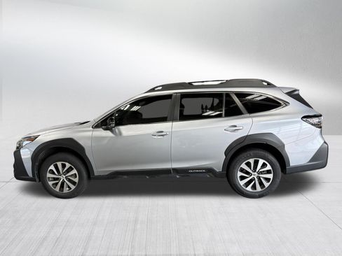 Certified 2024 Subaru Outback Premium w/ Popular Package #1 AWD/4WD image 4