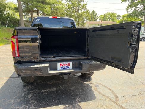Used 2025 Ford F150 Platinum w/ FX4 Off-Road Package AWD/4WD image 8