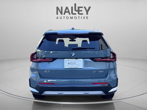 Used 2025 BMW X1 xDrive28i w/ Convenience Package image 3