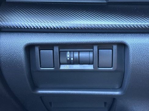 Certified 2025 Subaru Crosstrek 2.0i Premium image 28