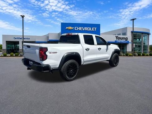 Used 2024 Chevrolet Colorado Trail Boss w/ Advanced Trailering Package AWD/4WD image 7