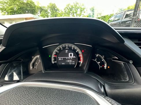 Used 2017 Honda Civic LX image 9