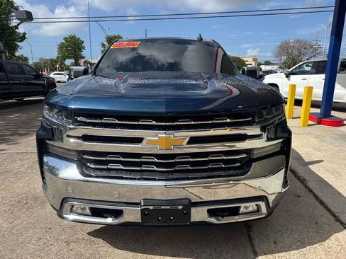 Used 2019 Chevrolet Silverado 1500 LTZ w/ LTZ Texas Edition image 2