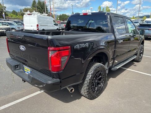 Used 2024 Ford F150 XLT w/ Tow/Haul Package AWD/4WD image 8
