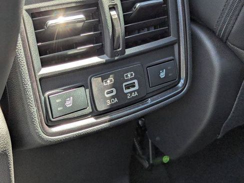 Used 2026 Subaru Forester Touring AWD/4WD image 27