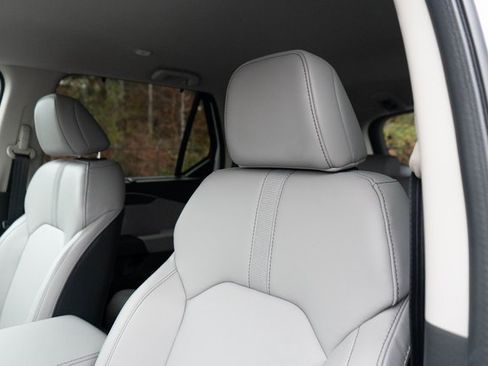 New 2025 Honda Pilot EX-L image 15