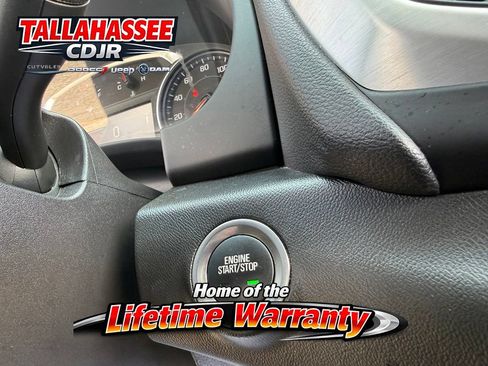 Used 2024 GMC Terrain SLE AWD/4WD image 20