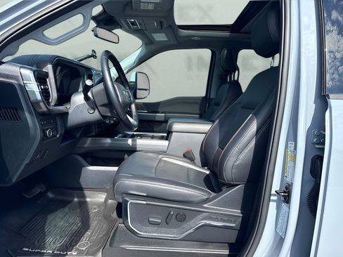 Used 2024 Ford F250 Lariat w/ Lariat Ultimate Package AWD/4WD image 9