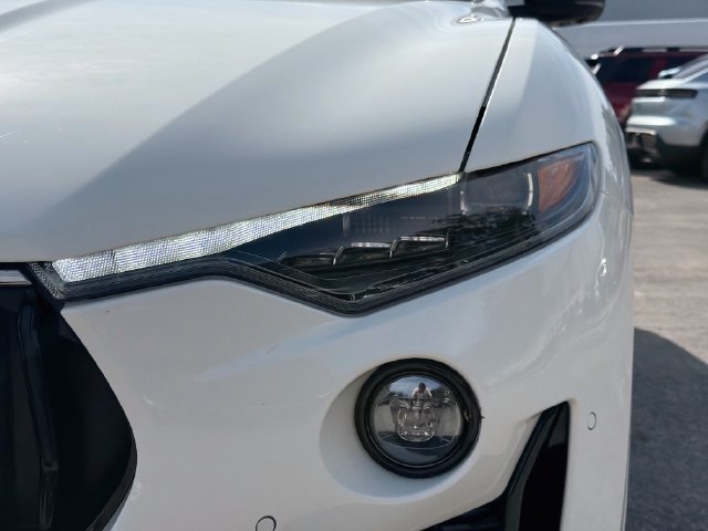 Used 2024 Maserati Levante Modena Ultima AWD/4WD image 9