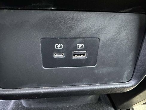 Used 2021 Nissan Rogue SV AWD/4WD image 15