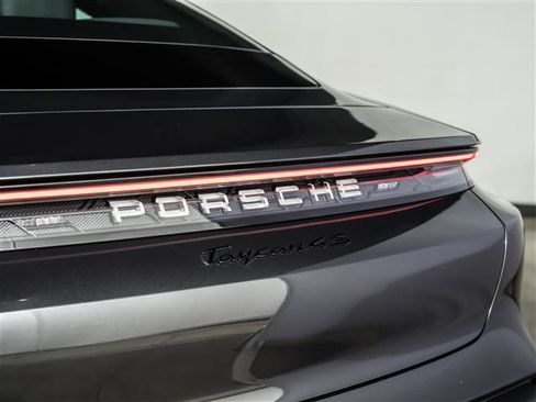 Used 2025 Porsche Taycan 4S AWD/4WD image 34