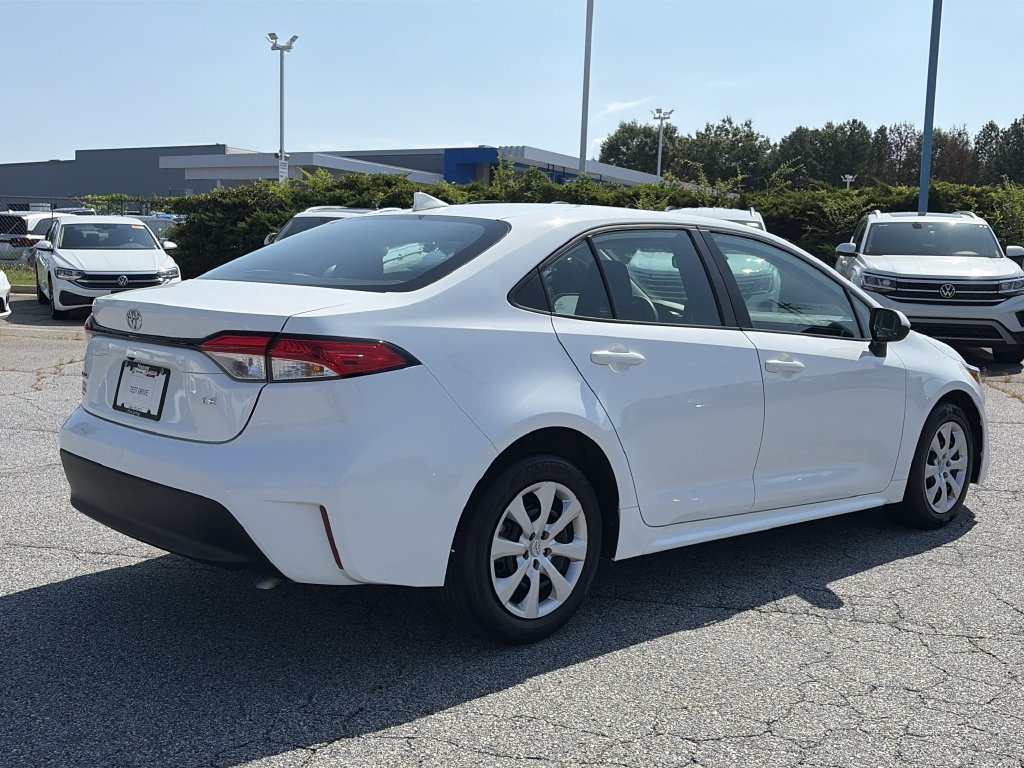 Used 2024 Toyota Corolla LE FWD image 6