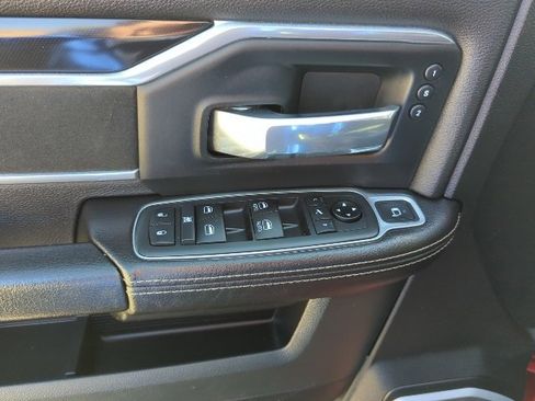 Used 2020 RAM 2500 Laramie w/ Night Edition image 18