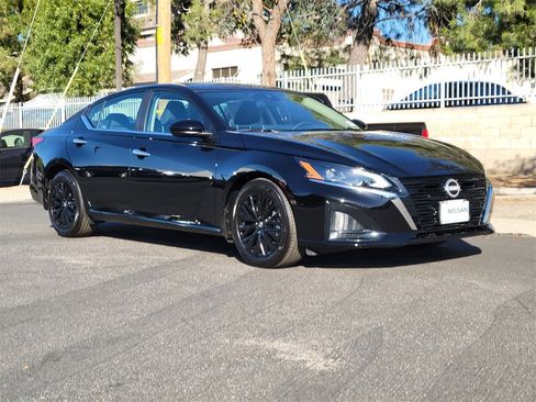 New 2025 Nissan Altima 2.5 SV w/ SV Special Edition Package image 14
