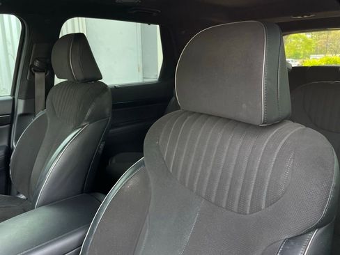 Used 2025 Hyundai Palisade Calligraphy AWD/4WD image 24
