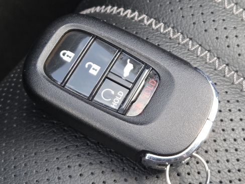 Used 2023 Honda HR-V EX-L image 36