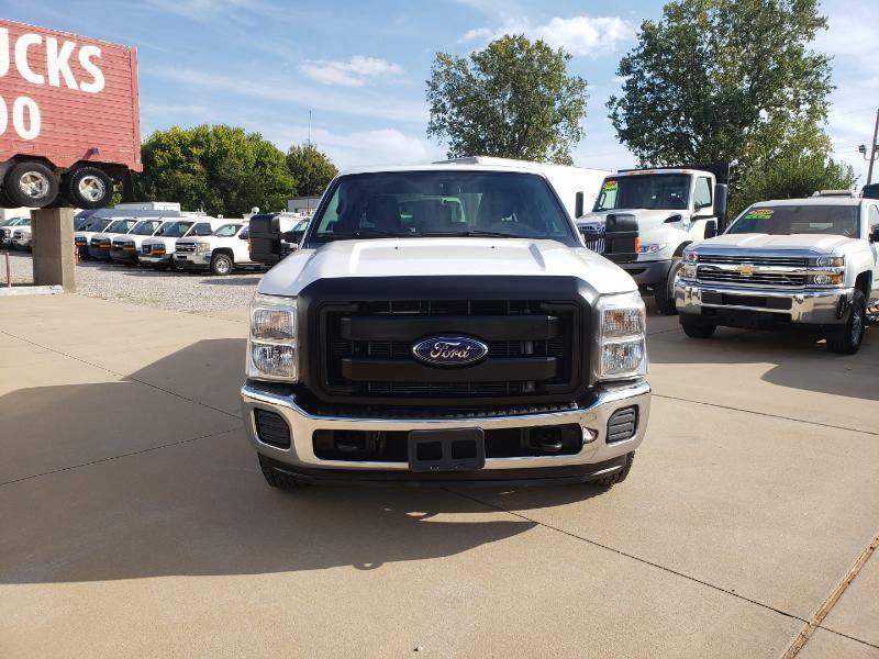 Used 2016 Ford F250 XL w/ Power Equipment Group RWD image 4