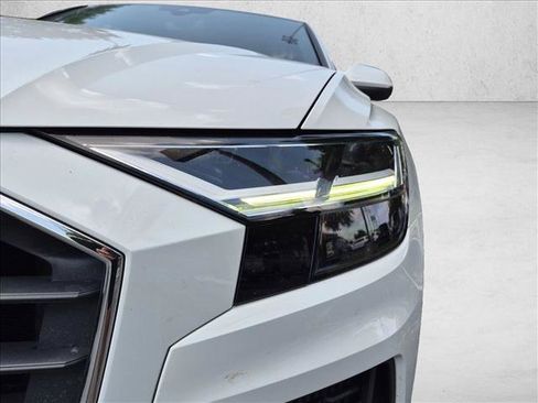 Used 2020 Audi Q8 Premium Plus w/ Premium Plus Package AWD/4WD image 28